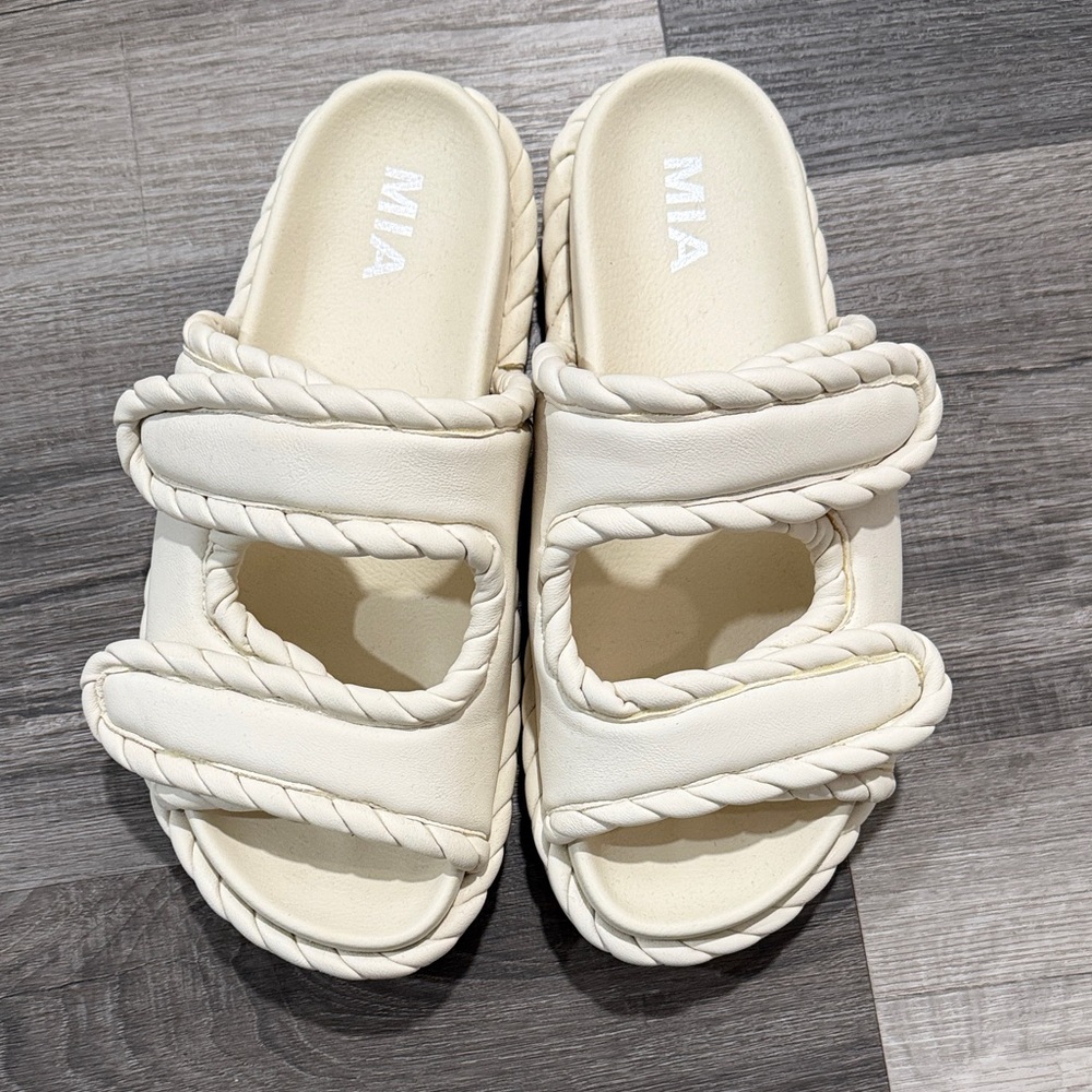 MIA Women's Ivory Slide Sandals